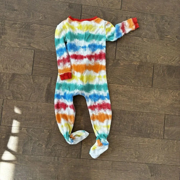 Tucker + Tate Print Sleeper 18-24M Rainbow Tie Dye Zip Closure - Picture 2 of 3
